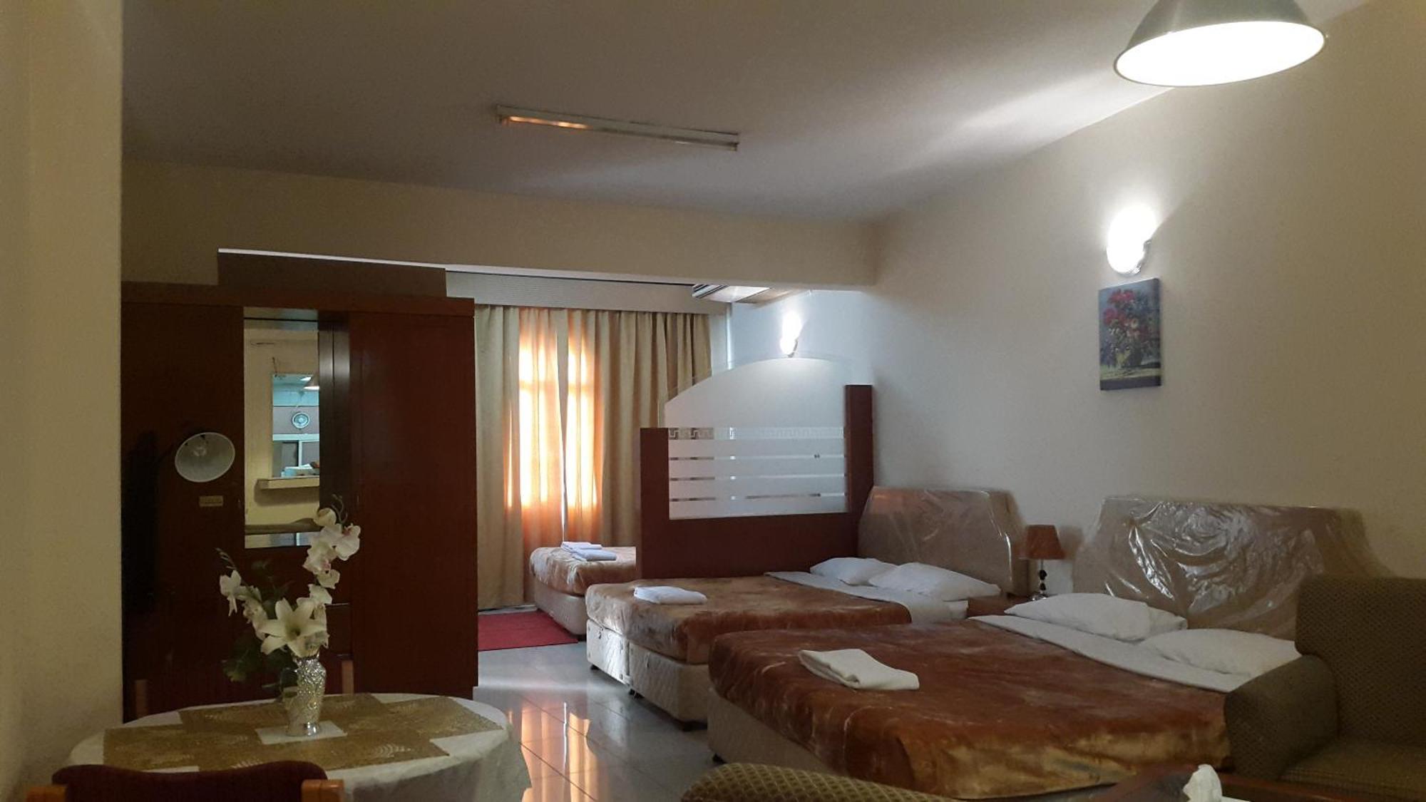 Al Raein Holiday Homes ドバイ エクステリア 写真